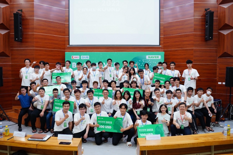 네이버와 하노이과학기술대학이 공동 개최한 베트남 최초의 AI 해커톤이 성황리에 마무리됐다. [사진=네이버]