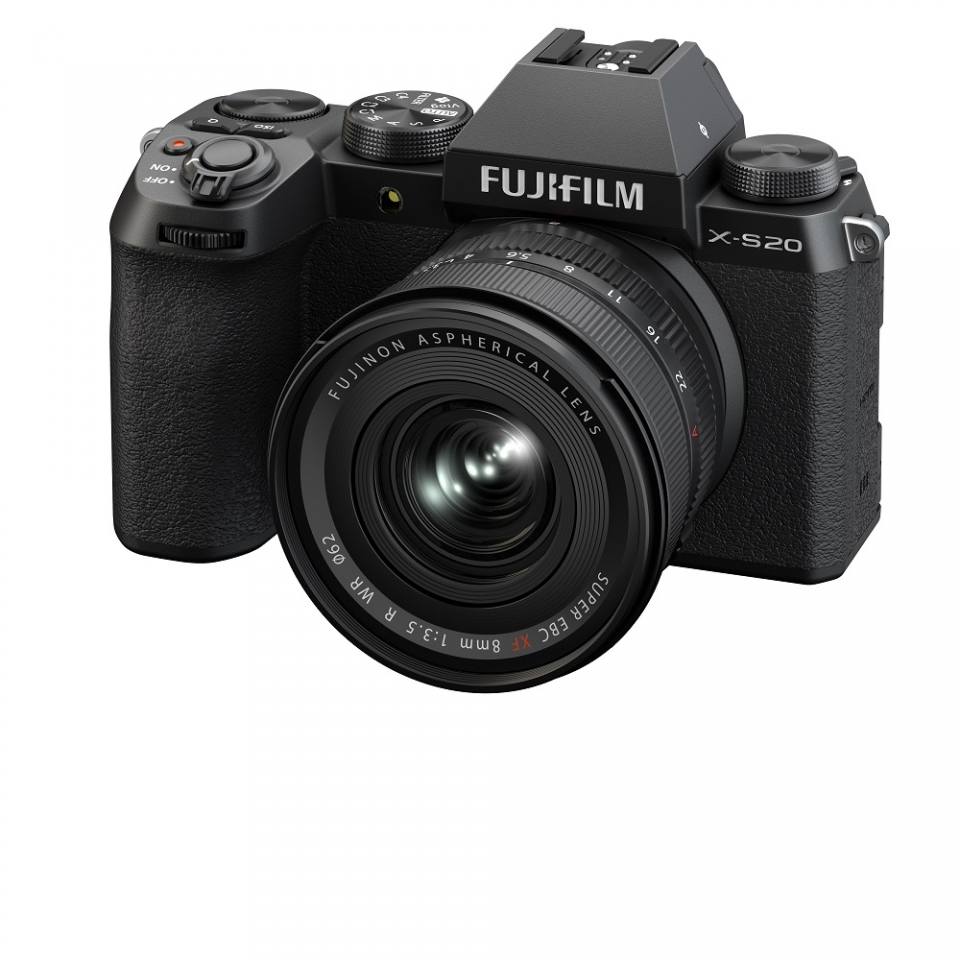 후지필름 올인원 미러리스 카메라 ‘X-S20’와 초광각 단렌즈 XF8mmF3.5 R WR