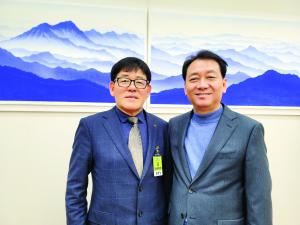 강창선 중앙회장, 국회사무처 방문…이광재 사무총장과 제도개선 논의